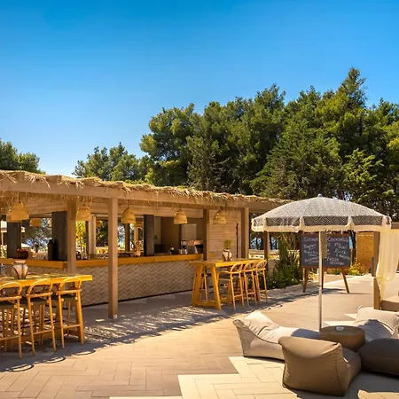 Places Hvar By Valamar Hotel 3*