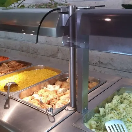 فندق Places Hvar By Valamar 3*