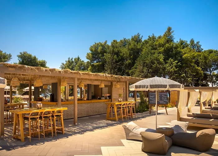 Places Hvar By Valamar Hotel 3*