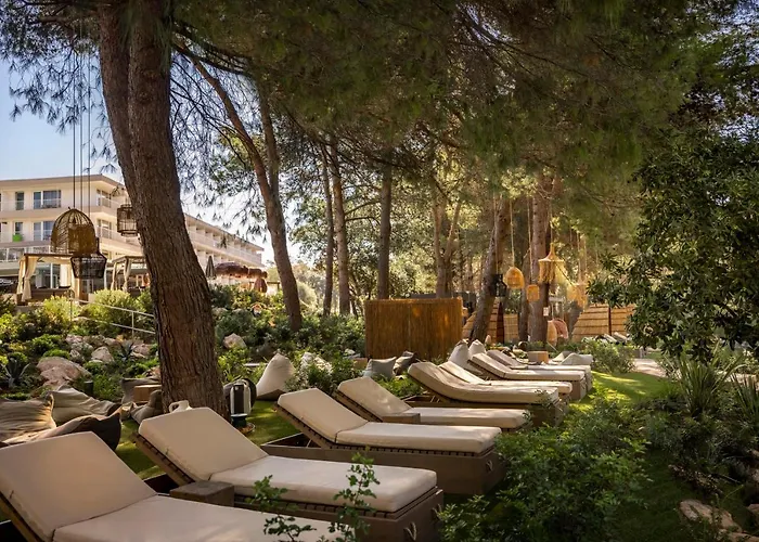 Hotel Places Hvar By Valamar 3*