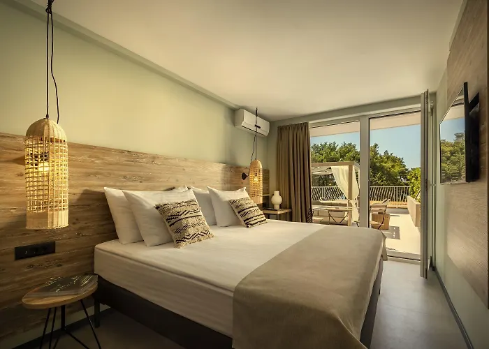 Places Hvar By Valamar 3*