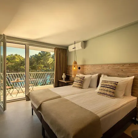 Places Hvar By Valamar 3*
