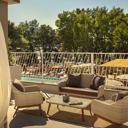 Hotel Places Hvar By Valamar 3*