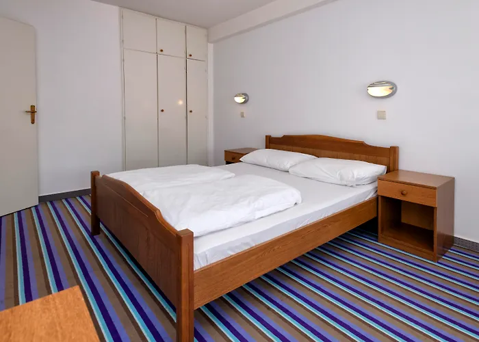 Отель Places Hvar By Valamar