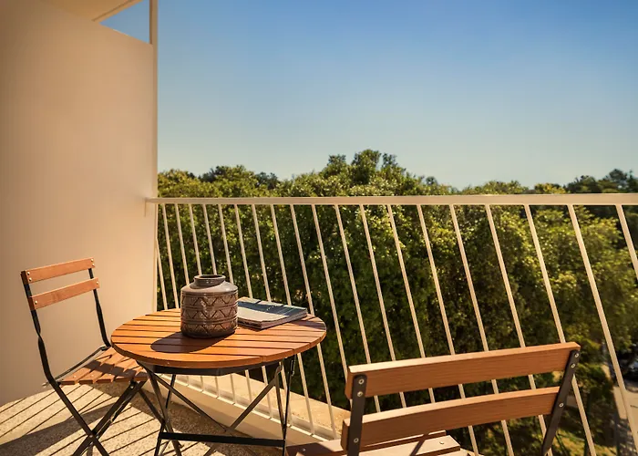 Places Hvar By Valamar Отель Стари Град