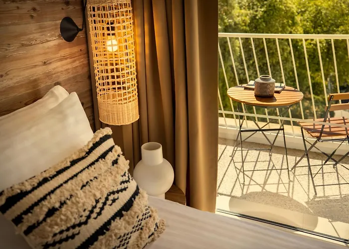 Отель Places Hvar By Valamar 3*