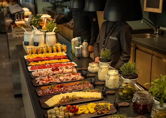 Отель Places Hvar By Valamar Стари Град