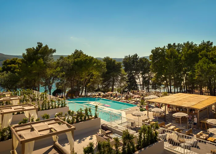 Places Hvar By Valamar Стари Град